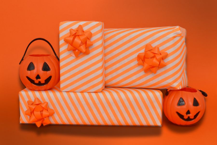 Sustainable Packaging for Halloween: Tricks for Reducing Waste